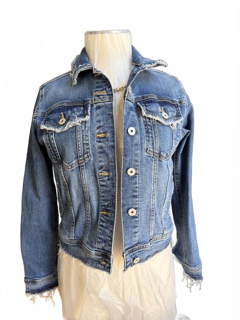 Zara Cropped Distressed Denim Jacket Button Size Small